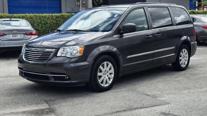 CHRYSLER TOWN AND COUNTRY 2015 2C4RC1BG8FR726296 image